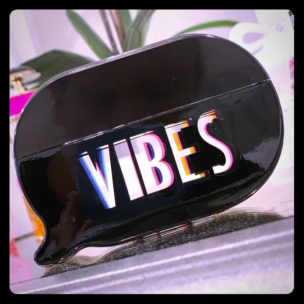 KKW Fragrance Kimoji Vibes